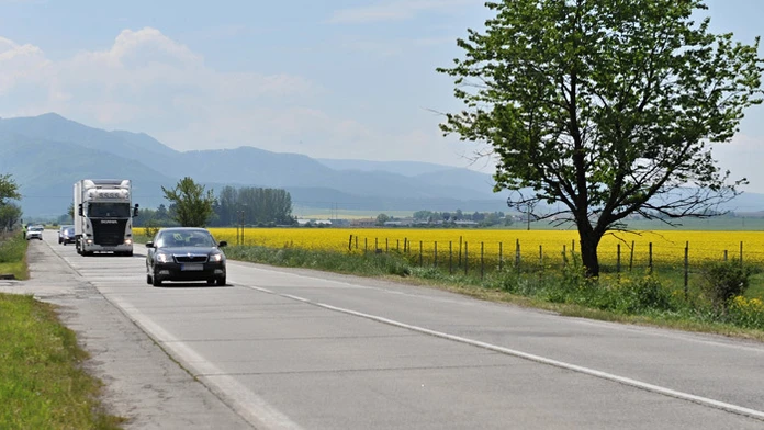 Betónová cesta I/65 Turčianske Teplice – Príbovce.
