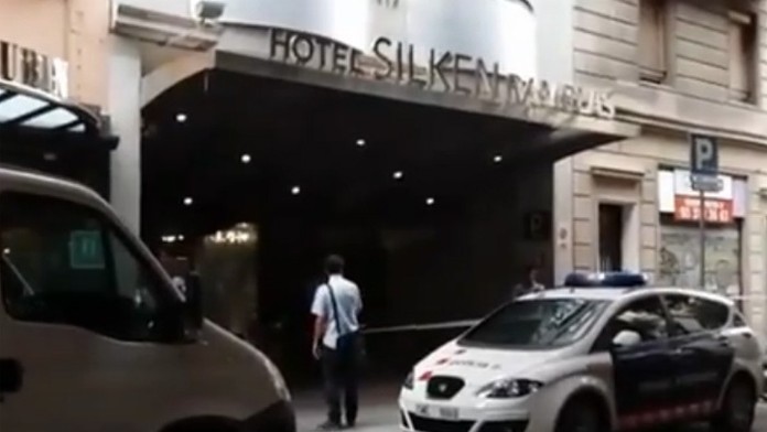 Streľba pred hotelom v španielskej Barcelone.