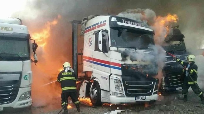 Radosť Rakúšana Marcela Hirschera po triumfe v obrovskom slalome v Adelbodene.