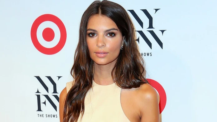 Emily Ratajkowski 