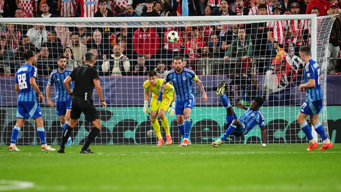 Môžete naňho hádzať aj potkany, bude v pohode. Liga majstrov zaradila Slovanistu k hviezdam Realu či AC Milána