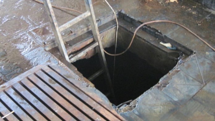 Utopil sa v jame s kyselinou.