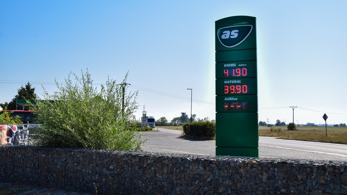 Benzínka vzdialená len pár kilometrov od hraníc 