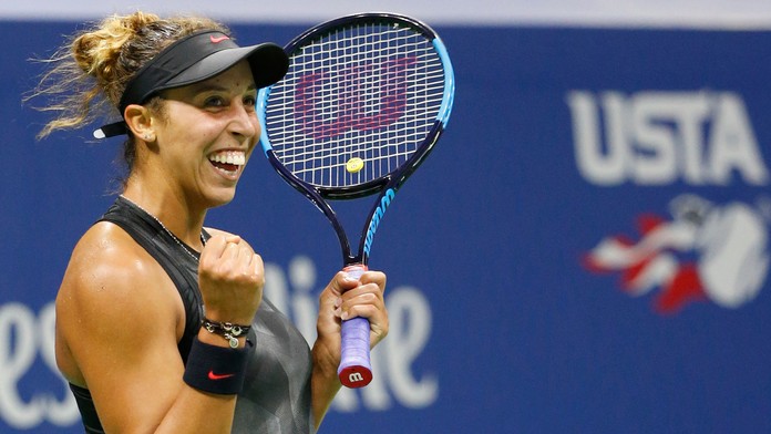 Američanka Madison Keysová sa raduje po víťazstve proti Kaii Kanepiovej v semifinále dvojhry US Open.