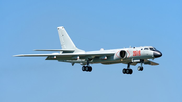 Čínsky bombardér.