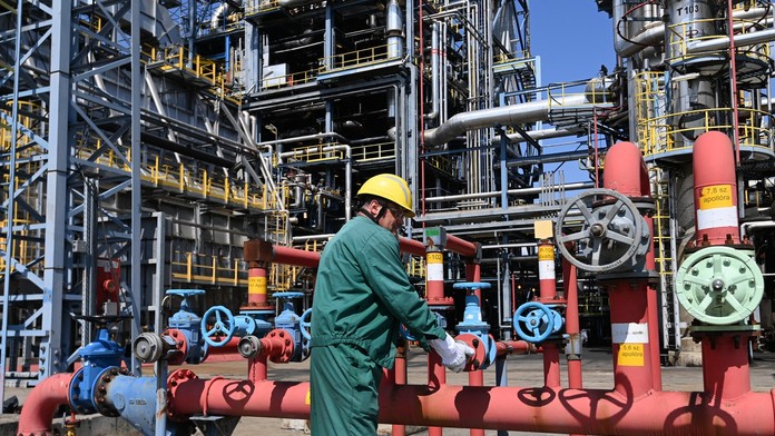 Maďarská vláda tvrdí, že existuje veľká šanca na odblokovanie tranzitu ruskej ropy cez Ukrajinu