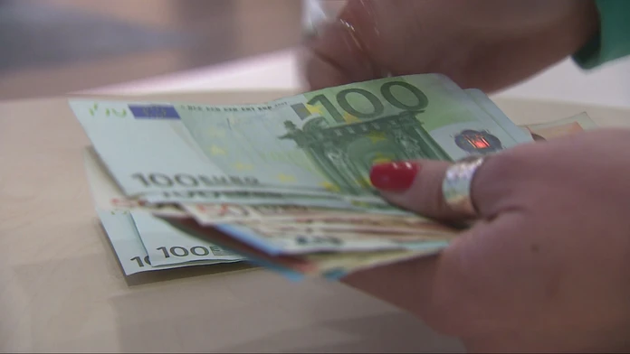 Prídavky na deti sa majú meniť. Vláda schválila dlhšie vyplácanie aj prísnejšie pravidlá pre rodičov