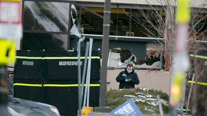 Streľba v supermarkete v Colorade si vyžiadala 10 mŕtvych.