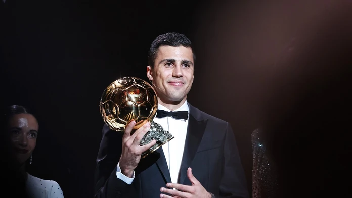 Ohlasy médií na Zlatú loptu: Facka pre Real Madrid, Rodri vyhral zaslúžene