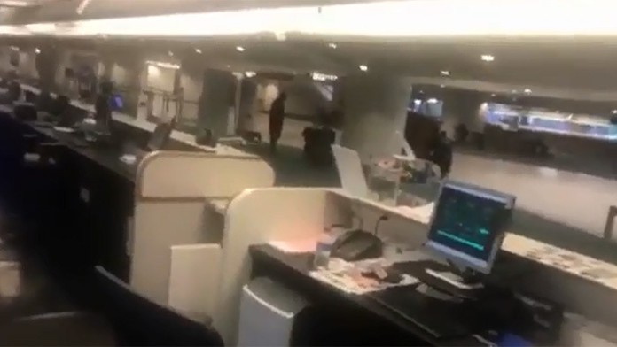 Panika na letisku v Orlande.