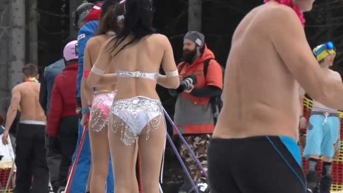Lyžovanie v bikinách v Jasnej