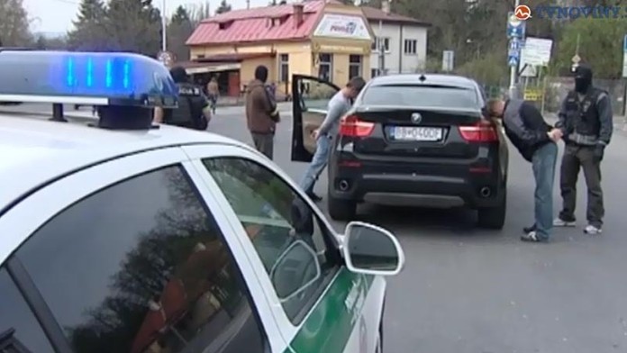 Zásah kukláčov v Banskej Bystrici