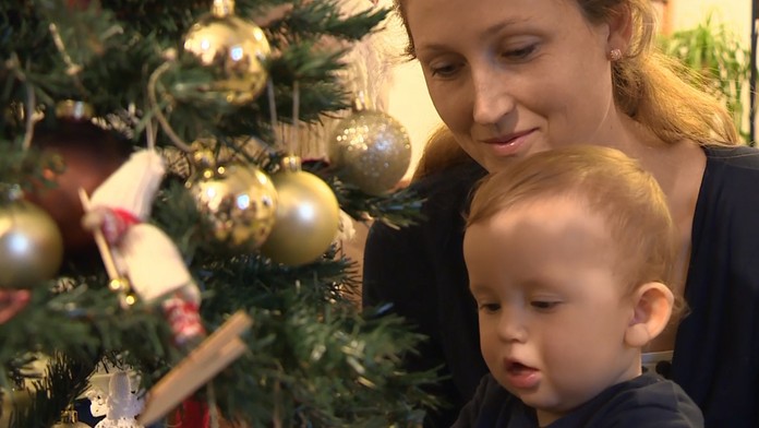 Mirkine deti nedostávajú darčeky na narodeniny, ani na Vianoce. Učia ich iným hodnotám