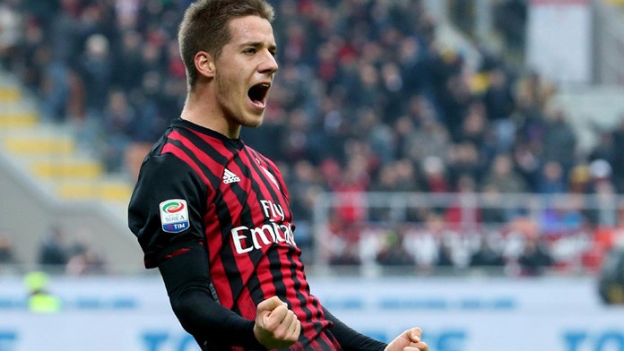 Hráč AC Miláno Mario Passaic.