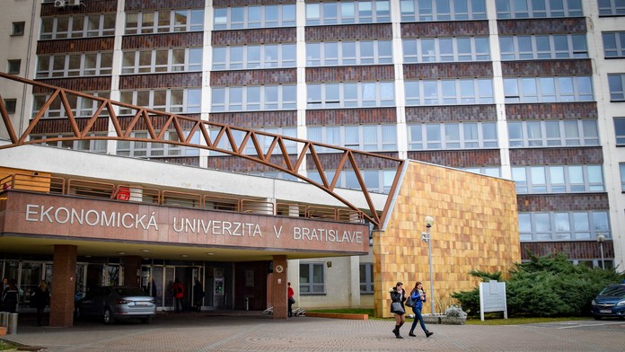 Kouč Bologne Siniša Mihajlovič pred duelom proti FC Janov.