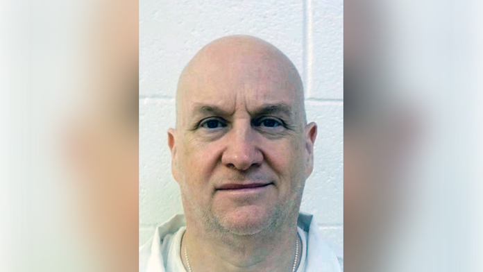 Útek z väzenia ako z filmu. Bývalý policajný šéf sa dostal na slobodu vďaka triku, s ktorým nikto nepočítal