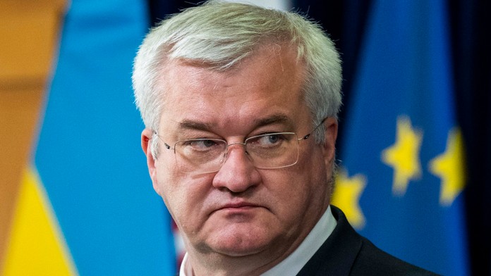 Nesmiete držať celú EÚ ako rukojemníka, reaguje ukrajinský minister na hrozby Fica a Orbána