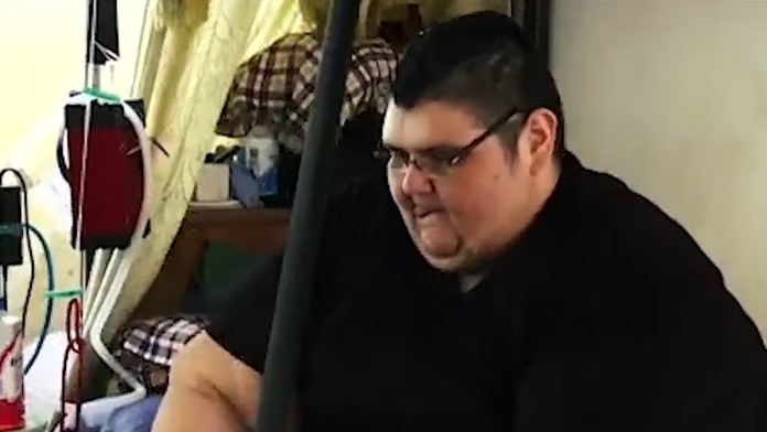 Zľava Jack Eichel, Zemgus Girgensons a Johan Larsson z Buffala oslavujú gól proti Floride.