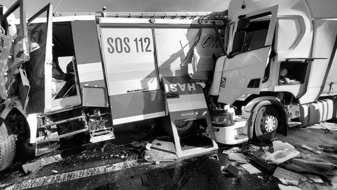 Zábery z tragickej nehody na diaľnici D1 pri Hornej Strede.