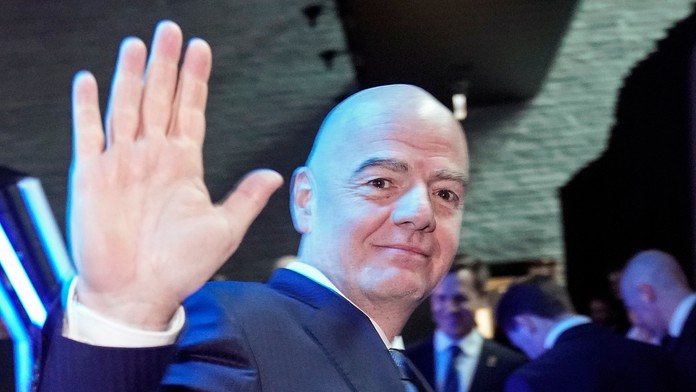 FIFA sa ospravedlnila Ukrajine za chybu pri žrebe kvalifikačných skupín o postup na MS. Incident prešetrujú