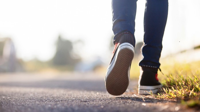 Päťminútová prechádzka môže zmeniť váš život. Vedci odporúčajú skúsiť jeden postup