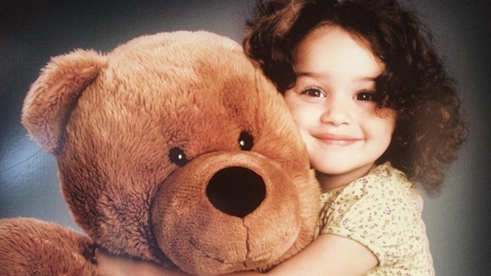 Pamätáte si dievčatko z reklamy mobilného operátora? Dnes je z nej neskutočná krásavica