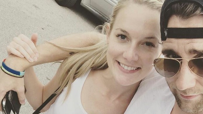 Matthew Lewis a Angela Jones