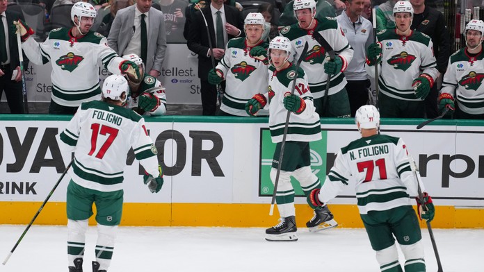 VIDEO: Dobrý štart Philadelphie či Caroliny, Dallas schytal výprask. Play off bojov o Stanley Cup odštartovalo