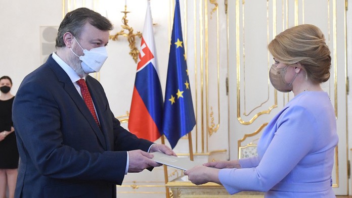 Milan Krajniak po vymenovaní za ministra práce prezidentkou Zuzanou Čaputovou.