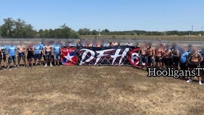 Toto nemusí dopadnúť dobre. V Budapešti sa začínajú koncentrovať najnebezpečnejšie ultras