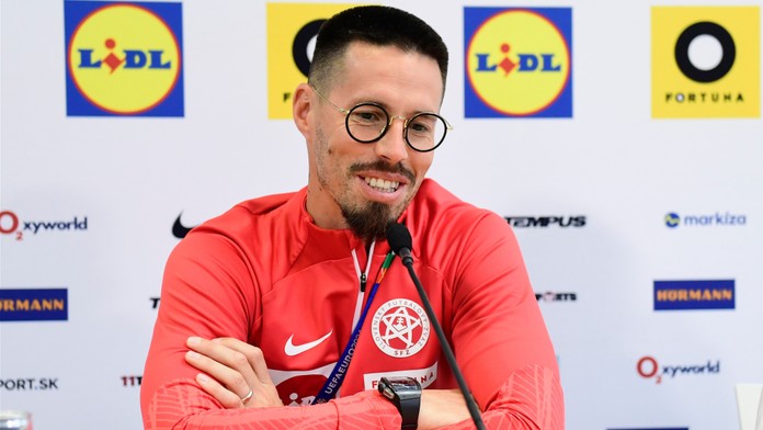 Slovenský futbal sa môže čoskoro dočkať veľkého návratu. Marek Hamšík plánuje opäť súťažne hrať