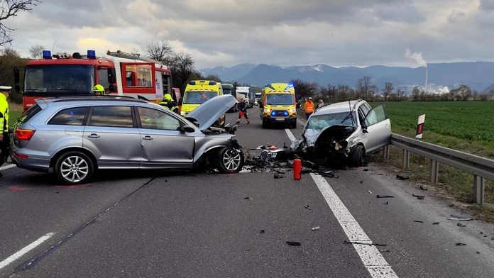 Vážna dopravná nehoda na Liptove má tragické následky. V nemocnici zomrel spolujazdec (†47)
