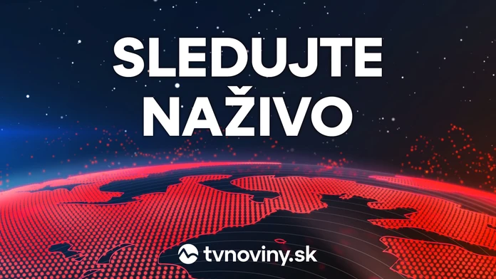 Briti prichádzali k Buckinghamskému palácu a lúčili sa s kráľovnou