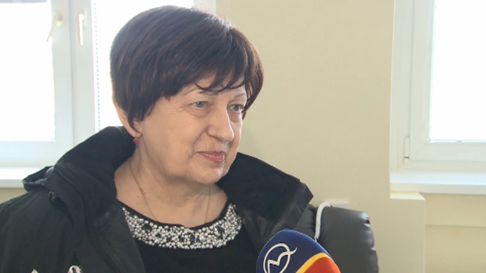 Pani Eva, ktorá bojuje s rakovinou.