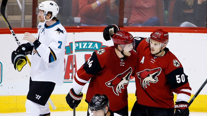 Detroit s Tatarom vyhral v Columbuse 3:1.