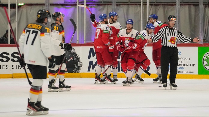 Česi presvedčivo zdolali Nemcov a zahrajú si semifinále