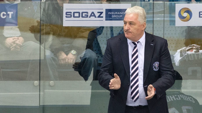Na snímke tréner Slovana Miloš Říha v poslednom stretnutí základnej časti KHL v hokeji HC Slovan Bratislava - Medveščak Záhreb.