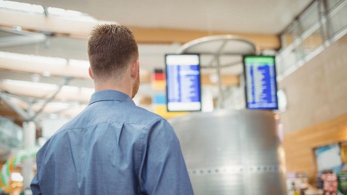 Pokus o vtip mu nevyšiel. Muža po jeho žartoch nepustili do lietadla