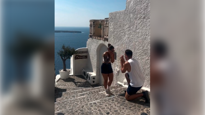 VIDEO: Romantickú žiadosť o ruku narušili nečakaní aktéri. Video sa stalo hitom na sociálnych sieťach