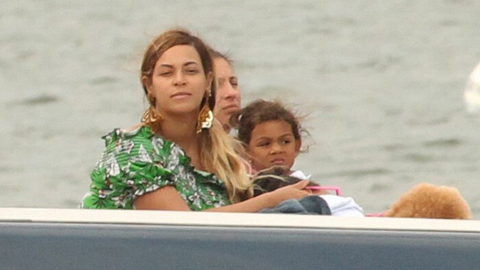 Beyoncé bez mejkapu