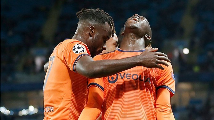 Pape Cheikh Diop a Maxwell Cornet