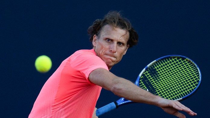 Bol najužitočnejším hráčom na MS v roku 2010. Uruguajská futbalová legenda sa vracia k športu