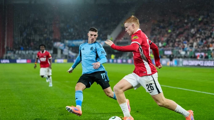 Momentka zo zápasu AZ Alkmaar - Slovan Bratislava