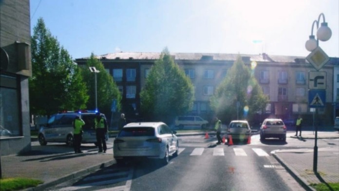 Dopravná nehoda vo Zvolene. Ženu previezli do nemocnice s ťažkými zraneniami