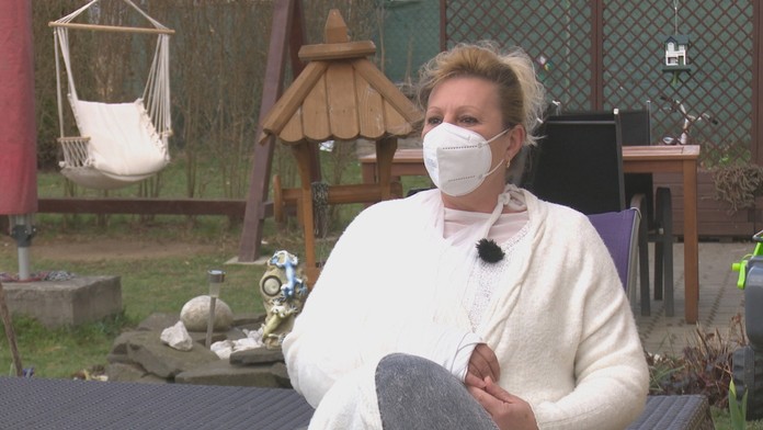 Zdravotníci už dostanú vyplatený úrazový príplatok za COVID-19. 