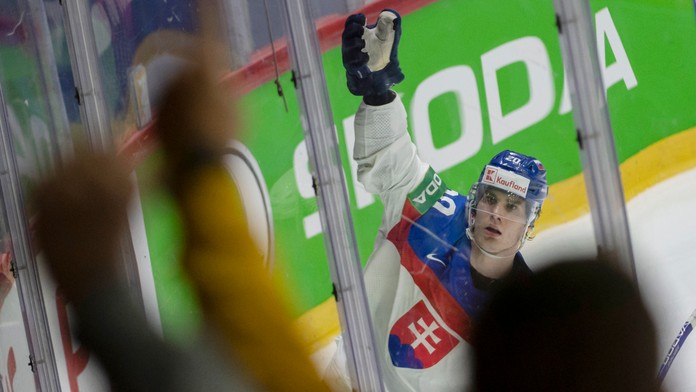 Slafkovský pozíciu na drafte nerieši. Kým skaut ho vychválil, tréner Ramsay bol opatrnejší