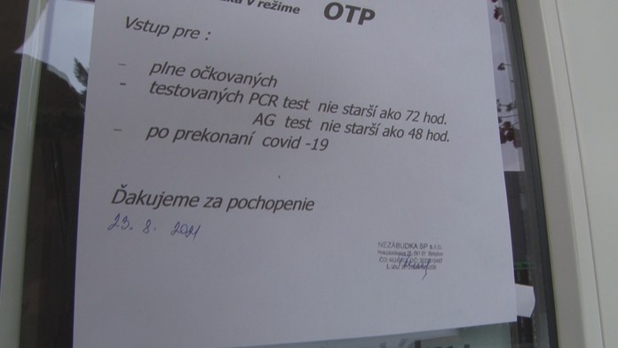 Zo zelenej farby ich preradili do oranžovej. 