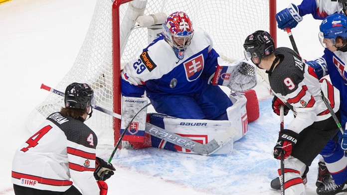 Tři oříšky pro Popelku 