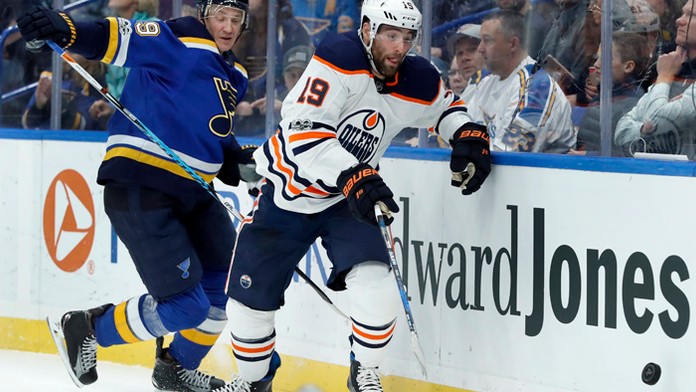 Hokejisti St. Louis rozstrieľali v domácom zápase NHL Edmonton. 