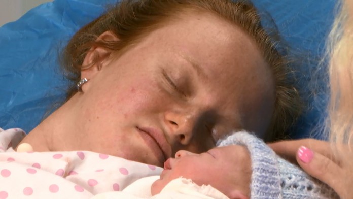 Majka rodila v relácii Baby Boom. Pol roka od pôrodu má jej príbeh nečakané pokračovanie